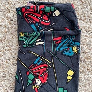 • Lularoe L/XL Kids Leggings •